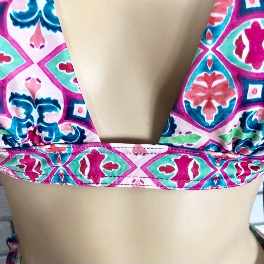 ASOS DESIGN halter plunge mosaic tile print bikini‎ - Picture 2 of 7